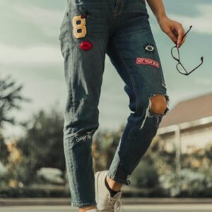 Ripped High Waist Mom Jeans